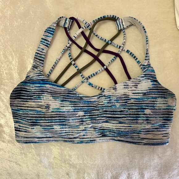 Lululemon Free To Be Bra - Picture 1 of 3